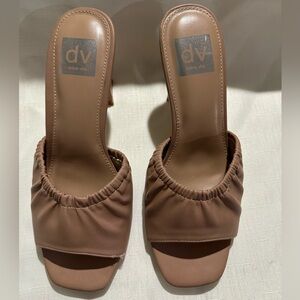 Dolce Vita Brown Heels Size 7